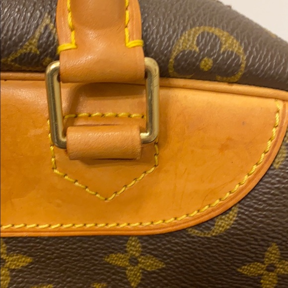 ⭐️SOLD⭐️Louis Vuitton Deauville - Picture 5 of 15